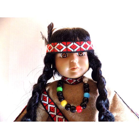 Vintage 1991 Porcelain Indian Doll with Stand by Anco 16.5" Native American Doll - Picture 5 of 7